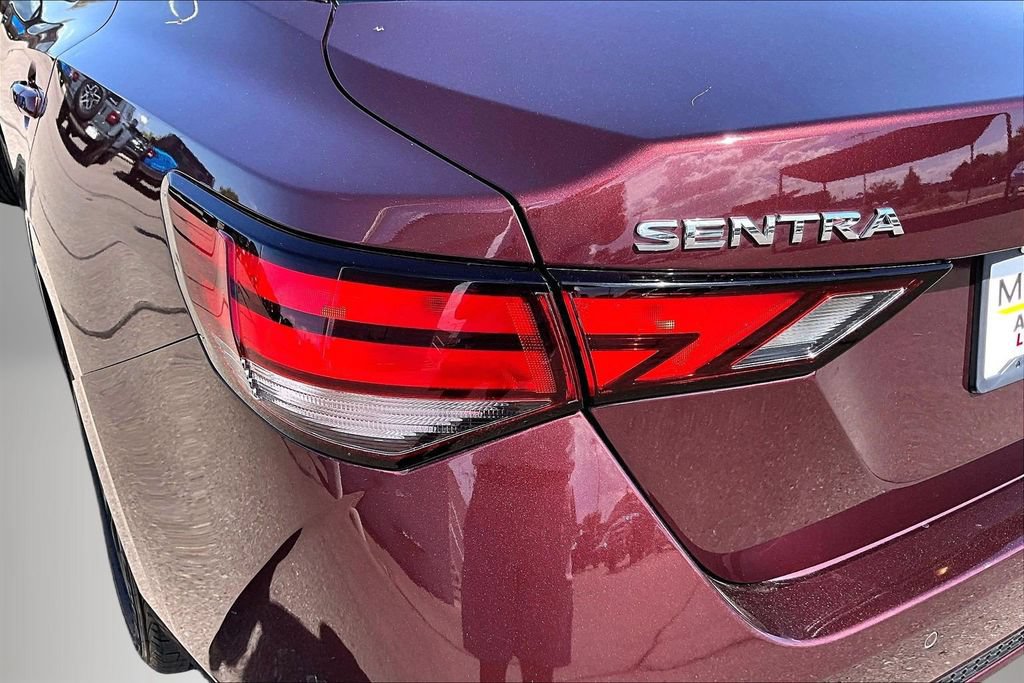 Used 2024 Nissan Sentra SV FWD image 22