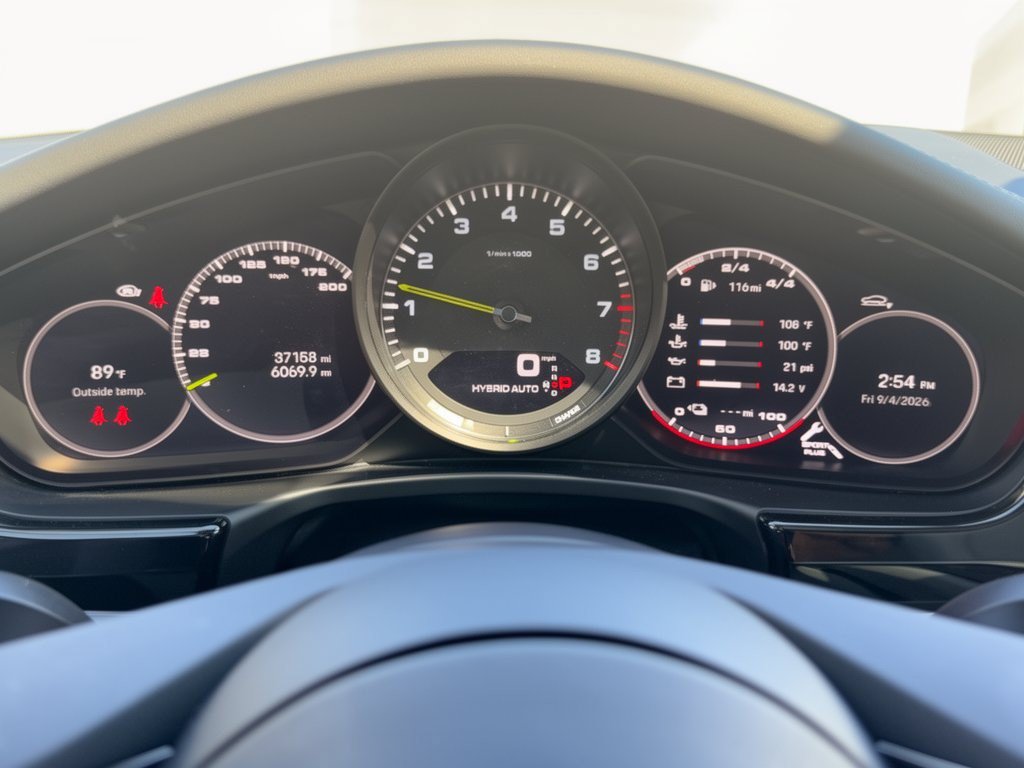 Used 2022 Porsche Panamera 4S AWD/4WD image 26