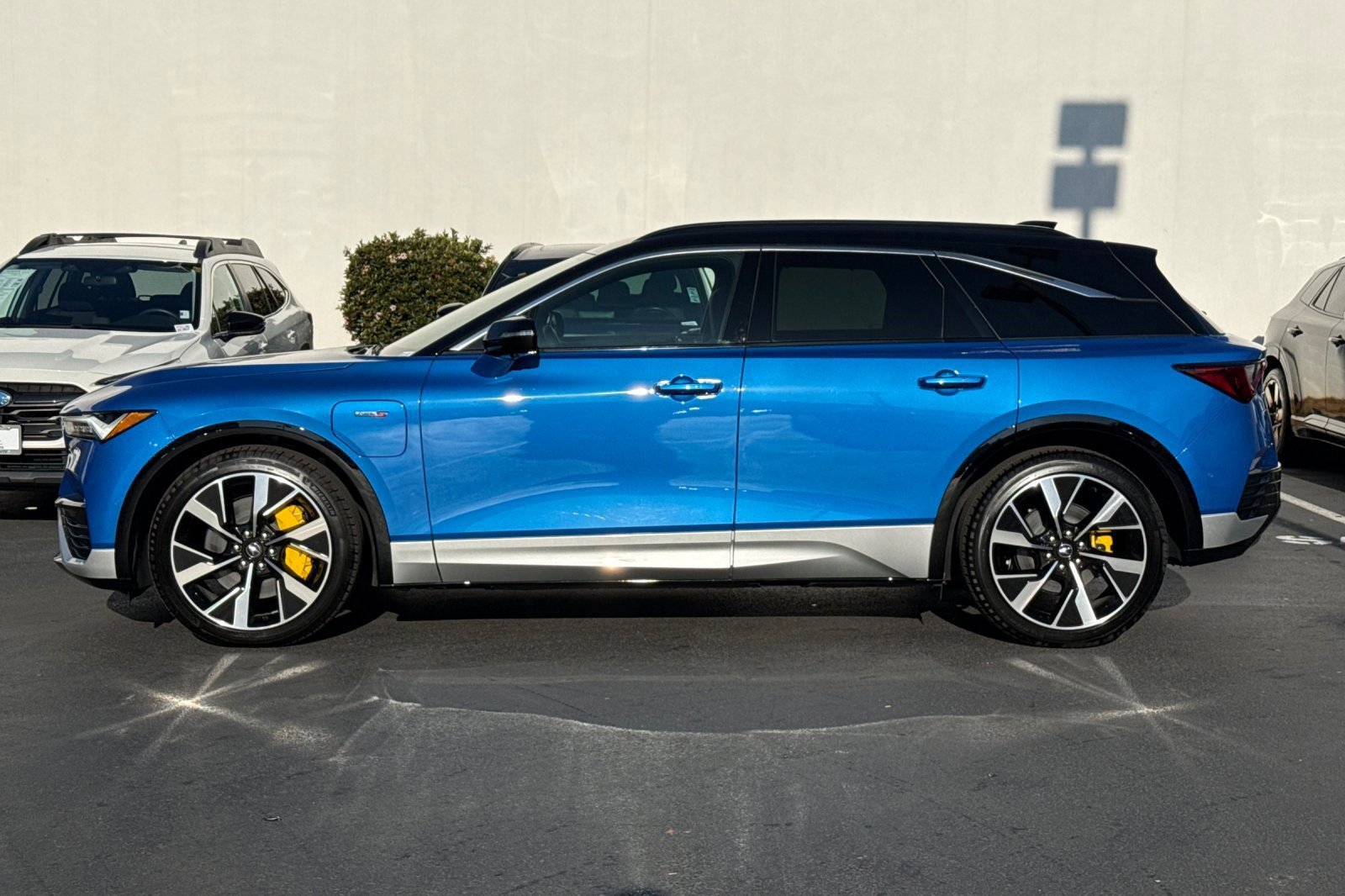 Used 2024 Acura ZDX Type S image 2