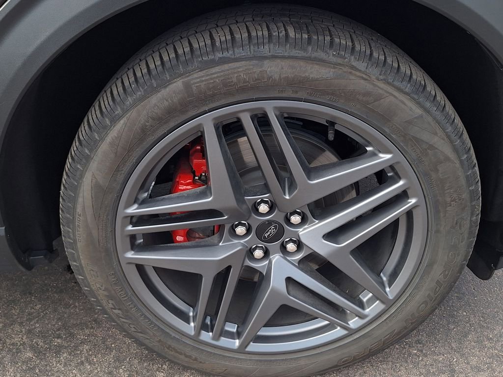 Used 2025 Ford Explorer ST w/ Sun And Sound Package image 33