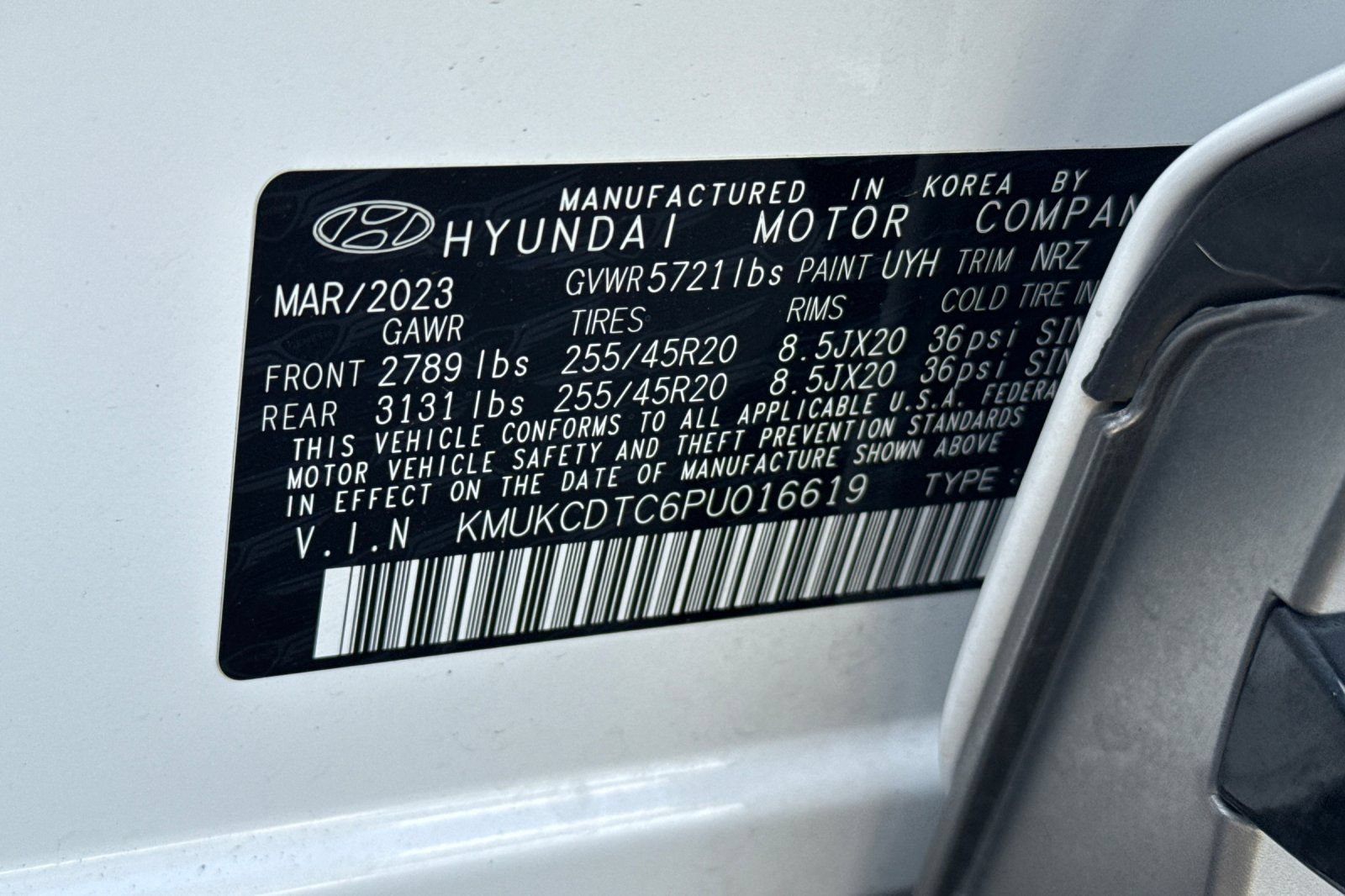Used 2023 Genesis GV60 Advanced AWD/4WD image 31