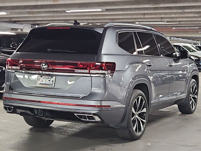 Used 2024 Volkswagen Atlas SEL Premium R-Line AWD/4WD image 5