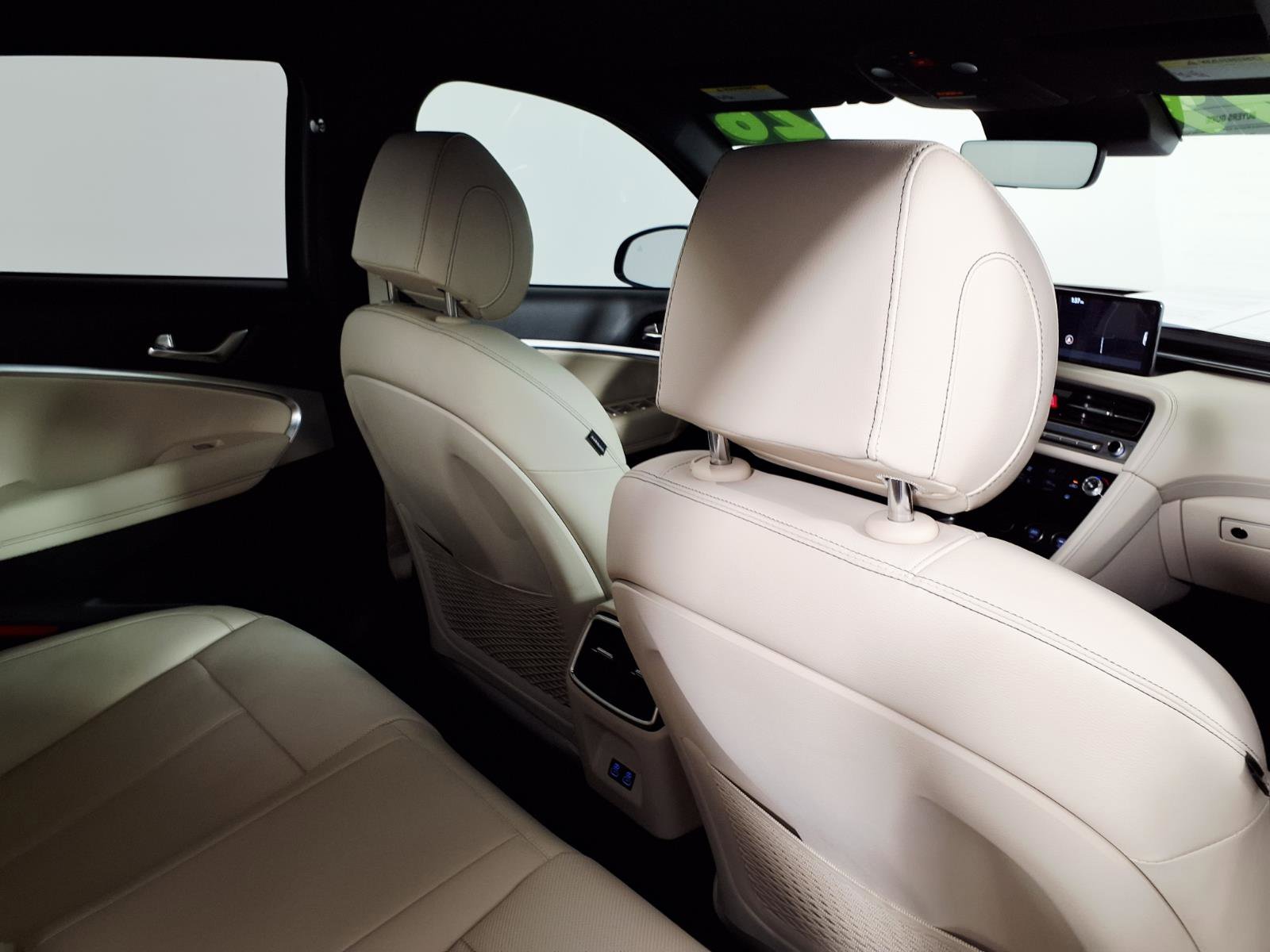 Certified 2026 Genesis G70 2.5T image 11