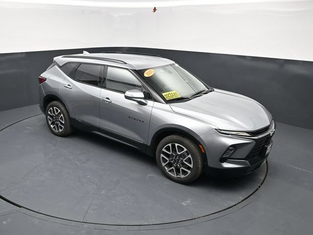 Used 2025 Chevrolet Blazer RS AWD/4WD image 44