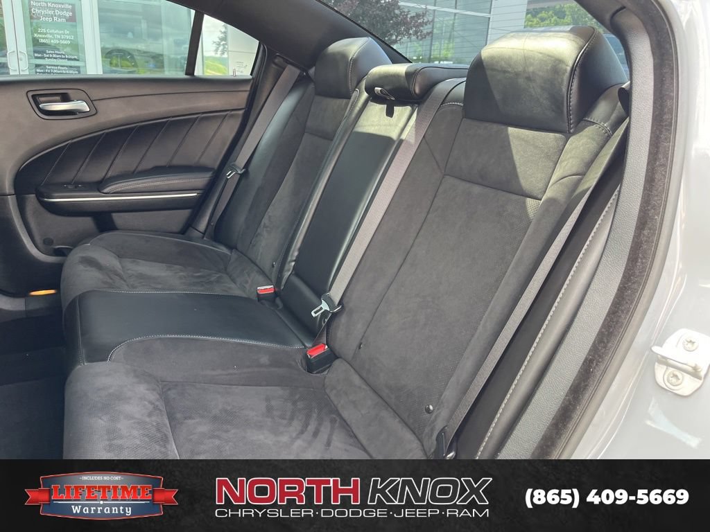 Used 2022 Dodge Charger Scat Pack RWD image 17