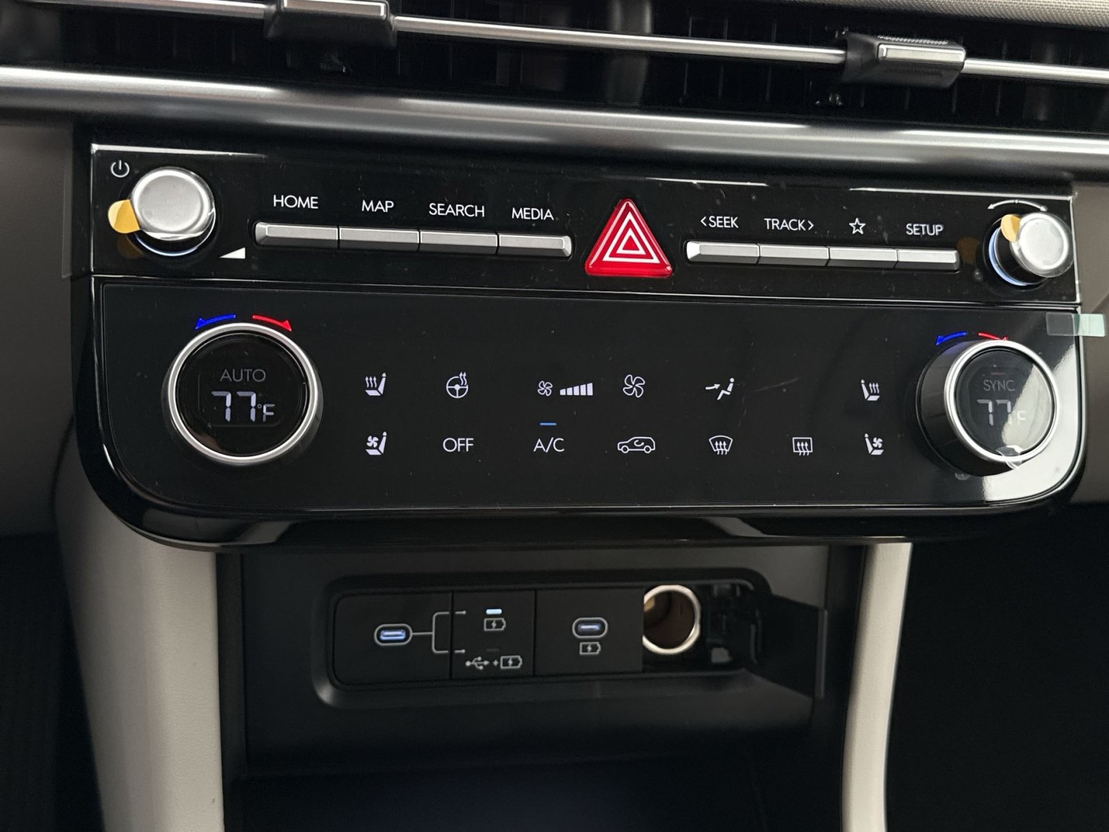 New 2026 Hyundai Tucson Limited FWD image 21