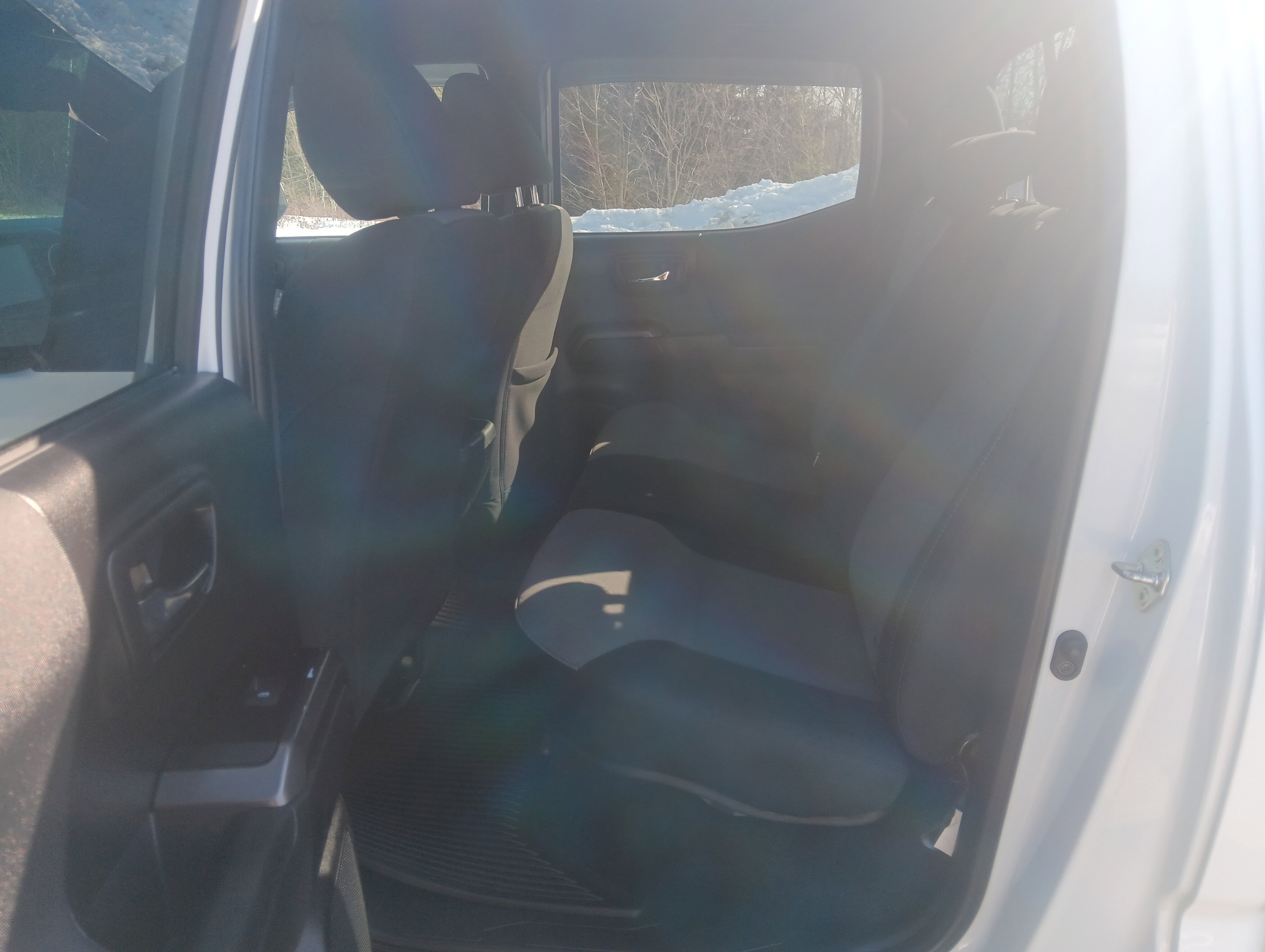 Used 2020 Toyota Tacoma TRD Off-Road w/ Technology Package image 16