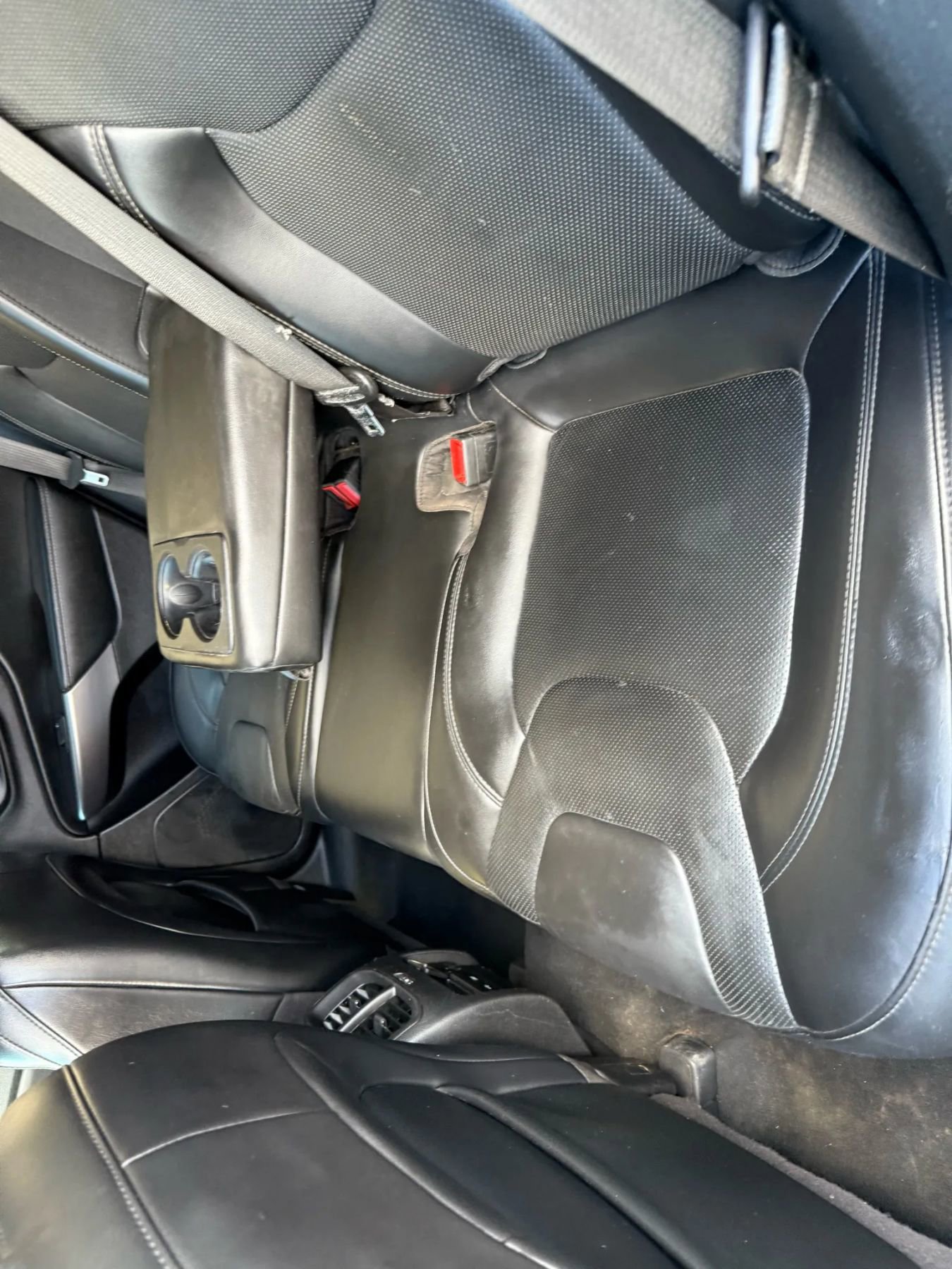 Used 2020 Jeep Cherokee Limited FWD image 25