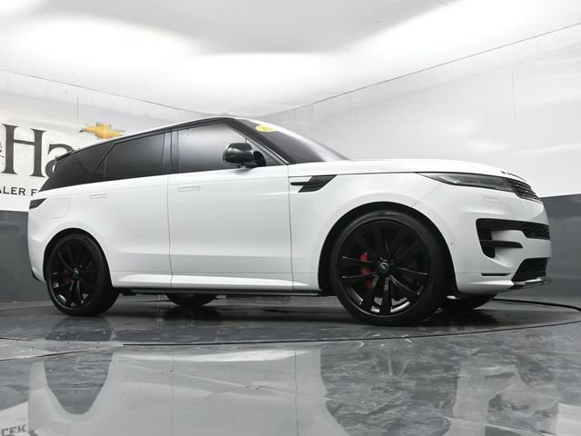 Used 2023 Land Rover Range Rover Sport SE Dynamic AWD/4WD image 2