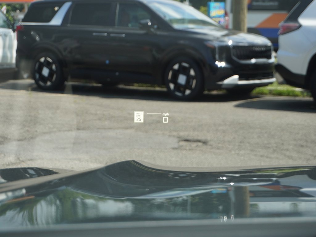 Used 2025 BMW M850i xDrive image 58