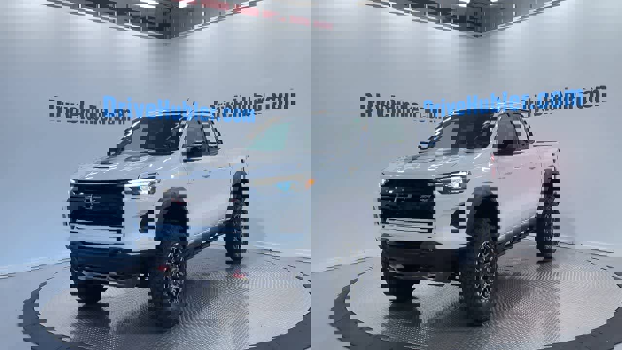 Used 2024 Chevrolet Colorado ZR2 w/ ZR2 Convenience Package III image 7