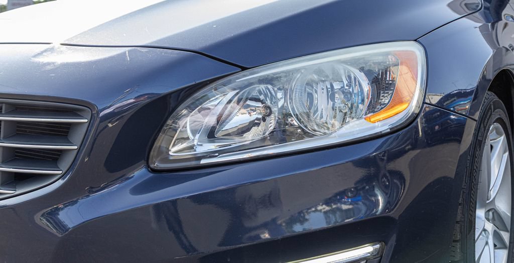 Used 2015 Volvo S60 T5 Premier w/ Convenience Package AWD/4WD image 11