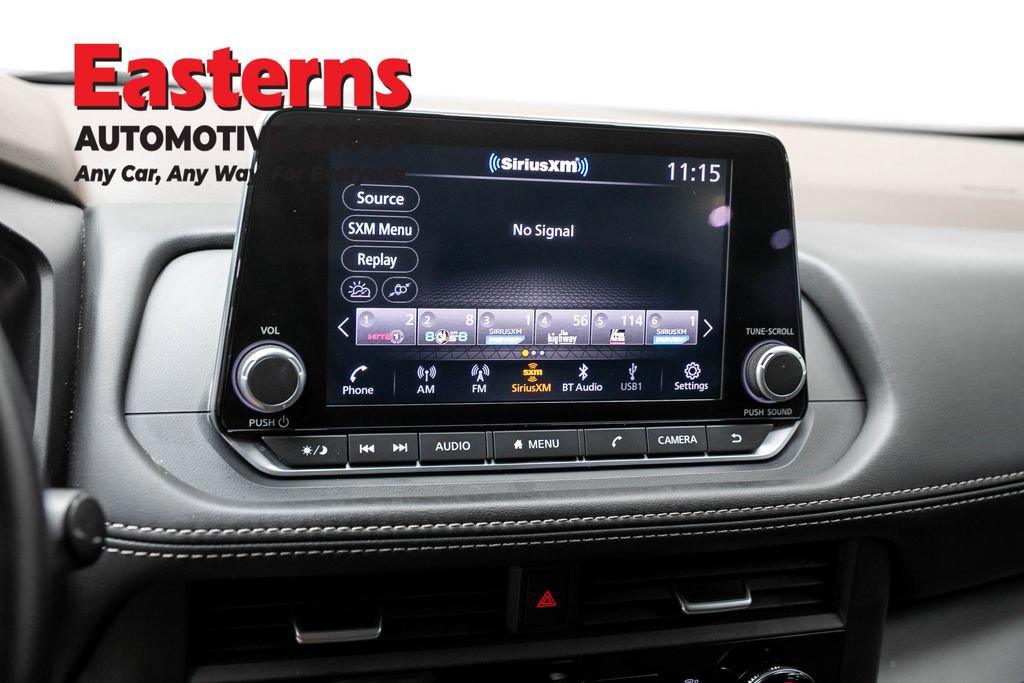 Used 2023 Nissan Rogue S AWD/4WD image 18