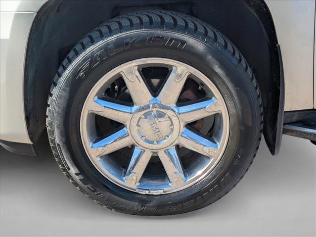 Used 2014 GMC Yukon Denali image 7