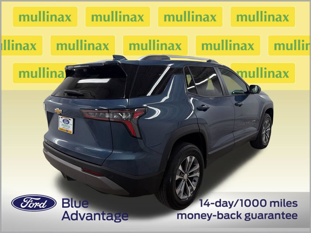 Used 2025 Chevrolet Equinox LT w/ Convenience Package II FWD image 3