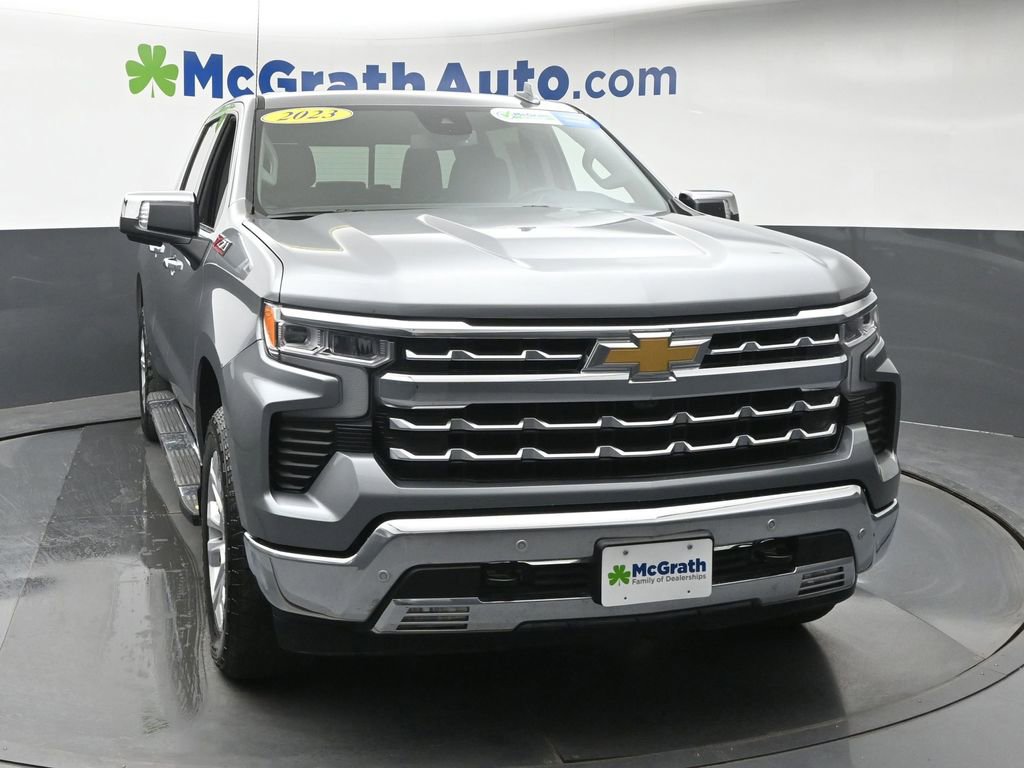 Used 2023 Chevrolet Silverado 1500 LTZ AWD/4WD image 4