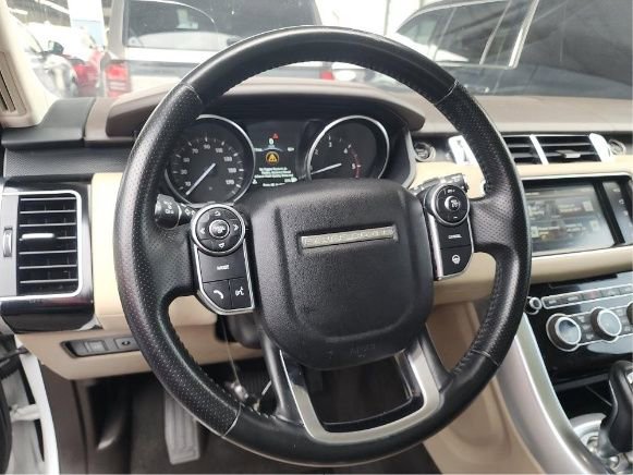 Used 2016 Land Rover Range Rover Sport HSE AWD/4WD image 6