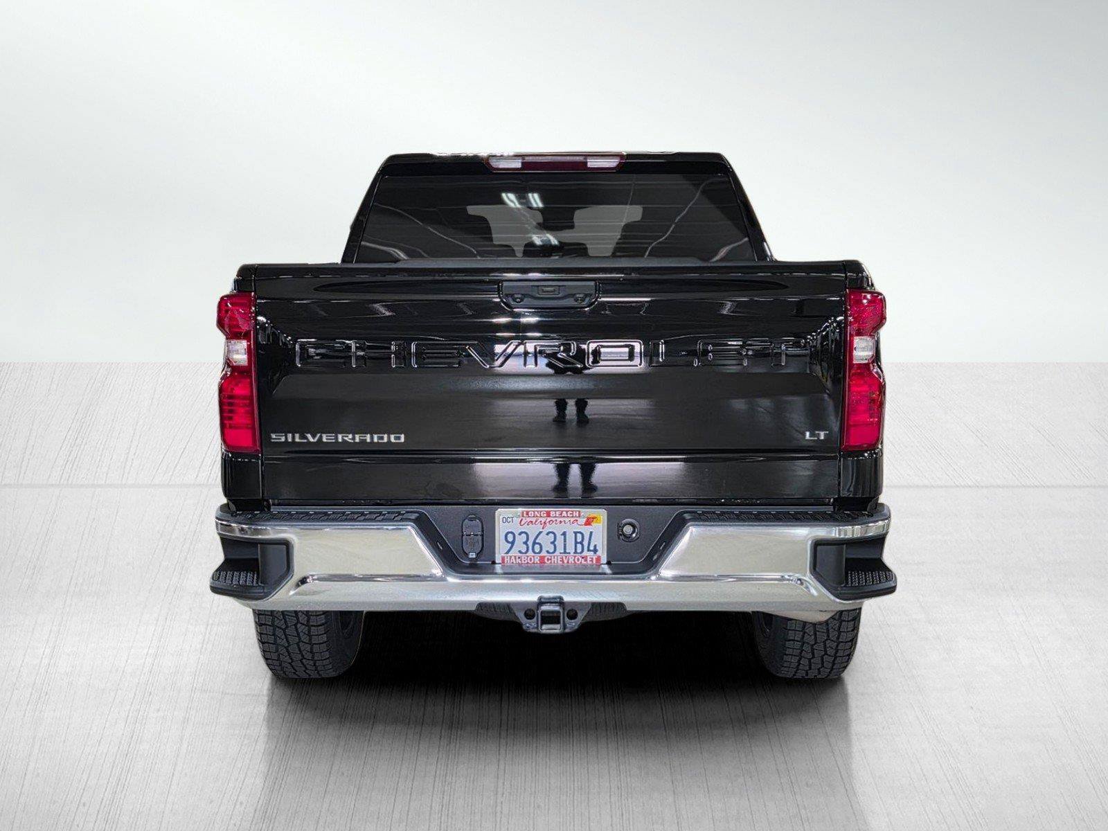 Used 2025 Chevrolet Silverado 1500 LT AWD/4WD image 6