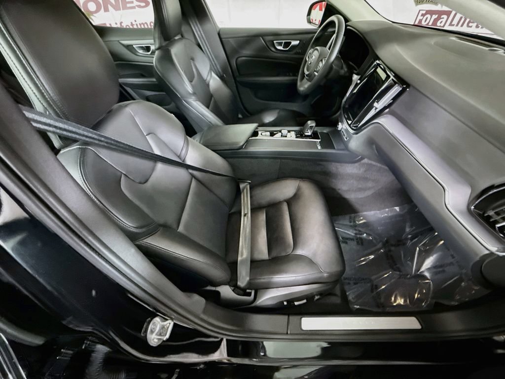 Used 2024 Volvo S60 B5 Core w/ Climate Package FWD image 29