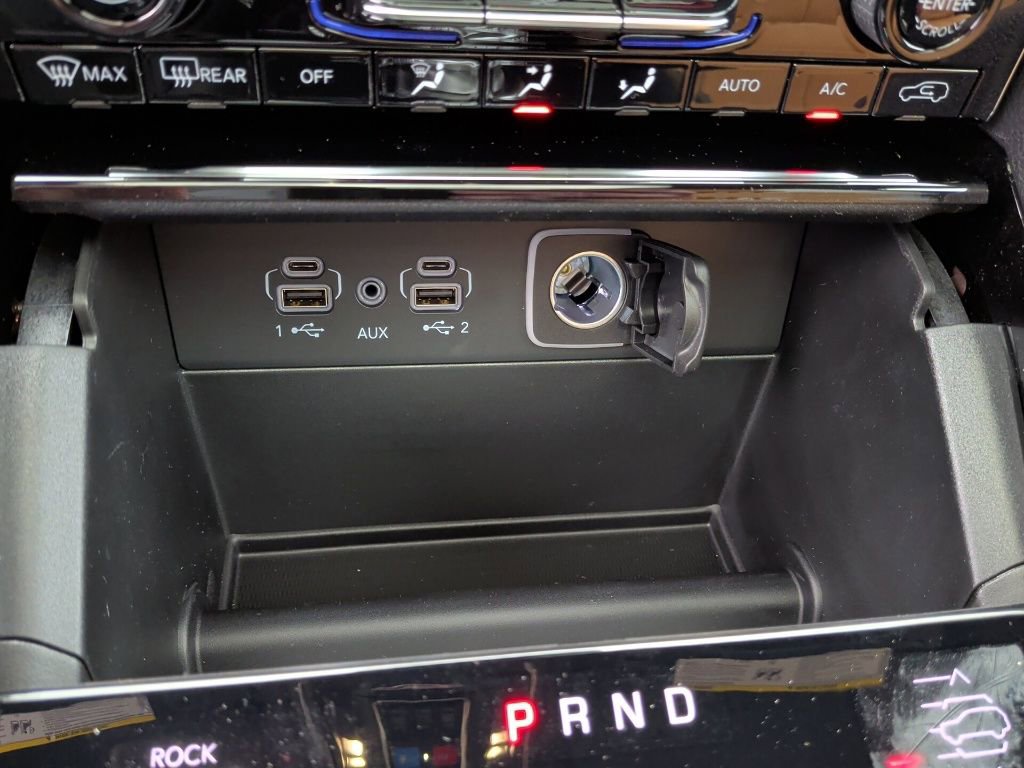 New 2025 Jeep Grand Cherokee Summit image 39