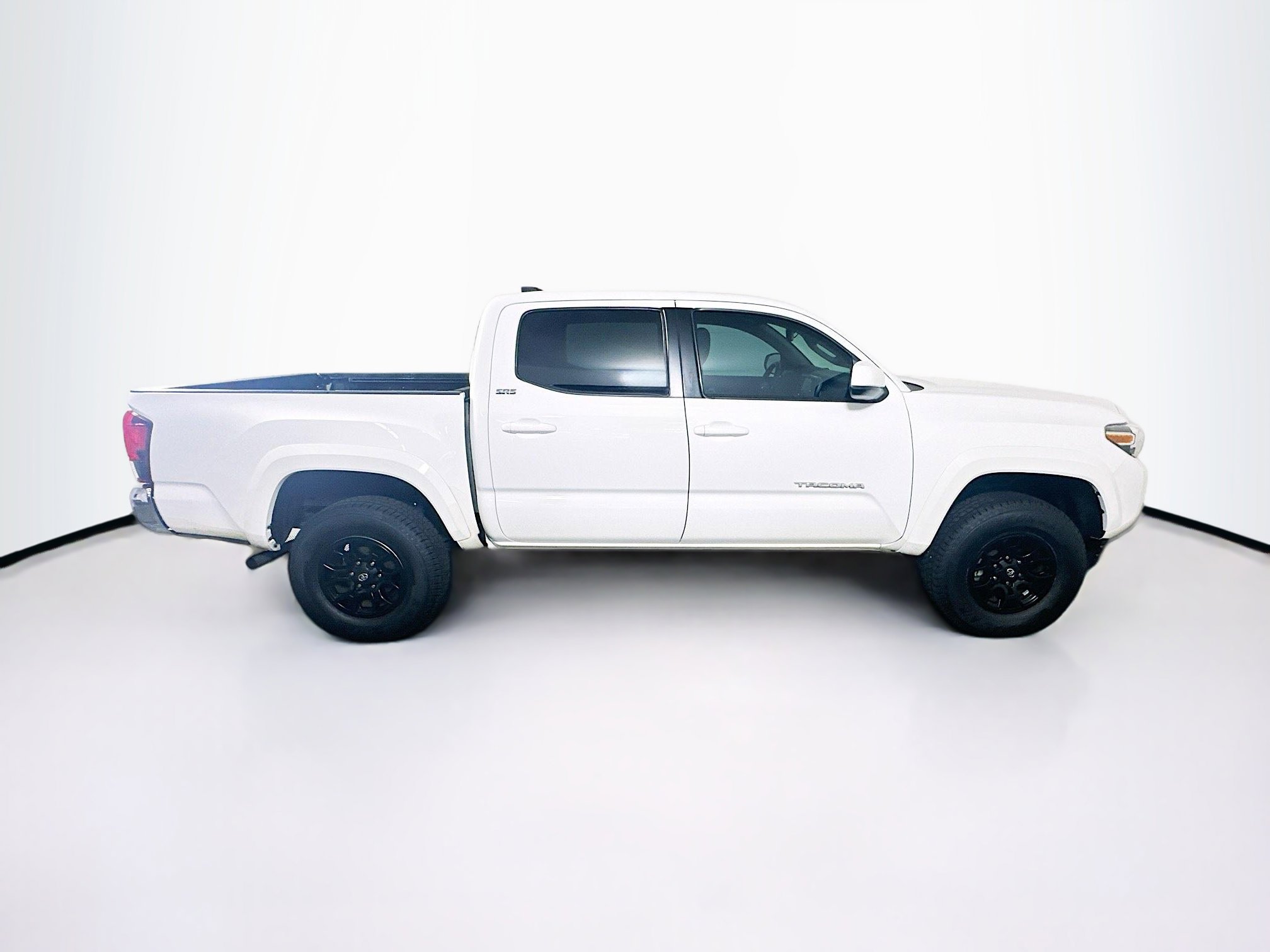 Used 2021 Toyota Tacoma SR5 image 10