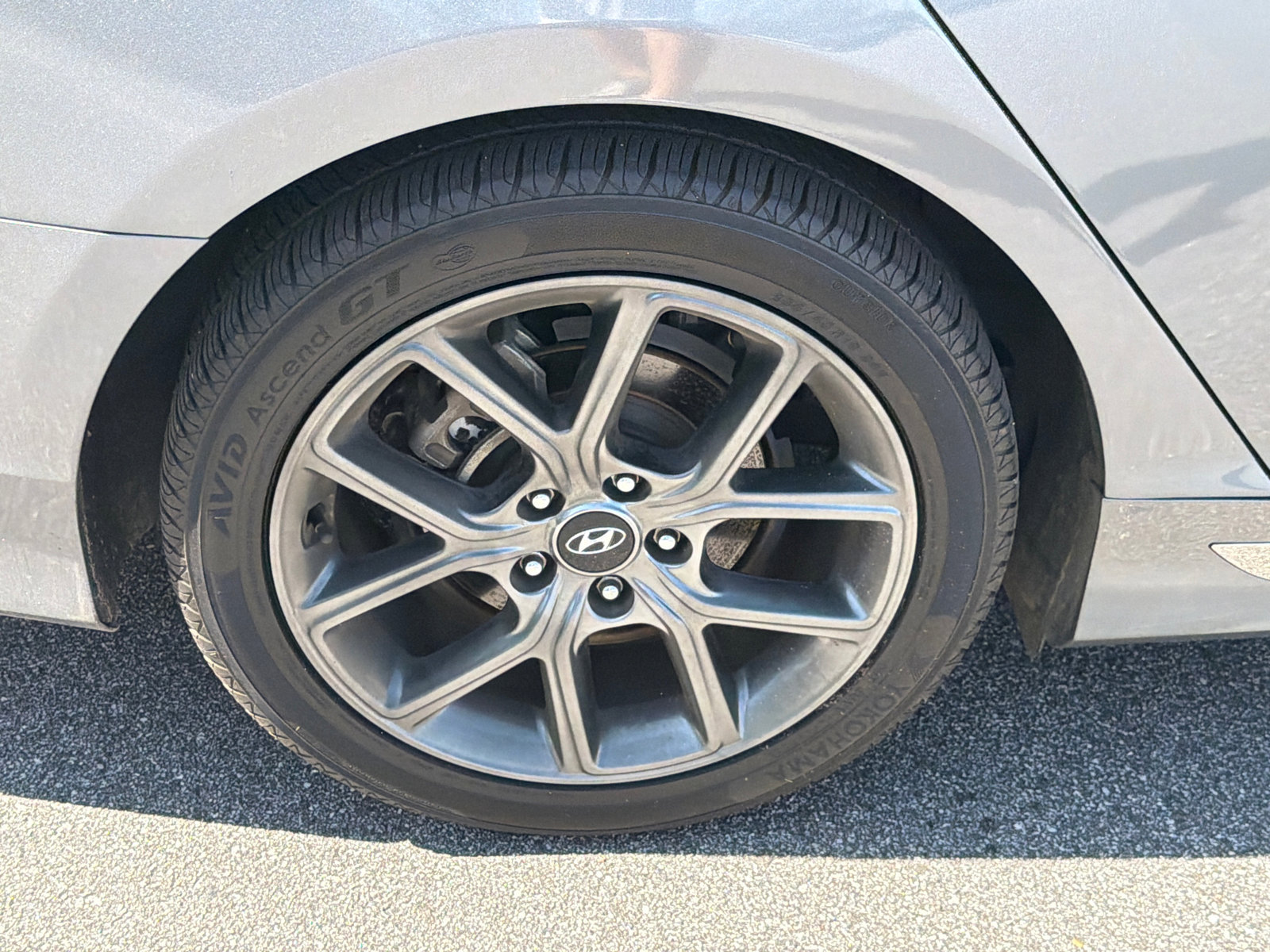 Used 2018 Hyundai Sonata Limited image 15