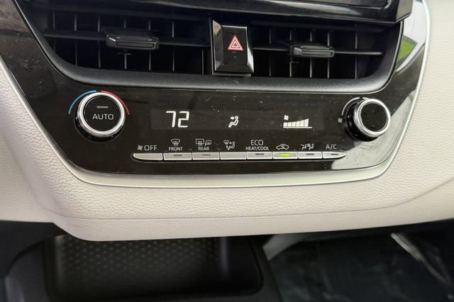 Certified 2021 Toyota Corolla LE image 23