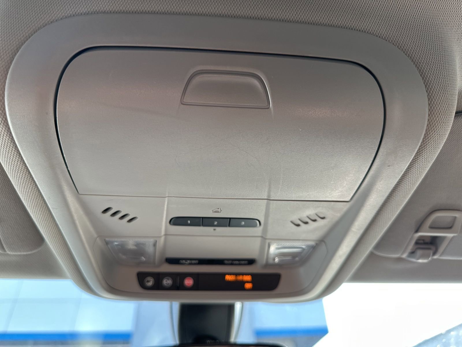 Used 2018 Chevrolet Equinox LT AWD/4WD image 31