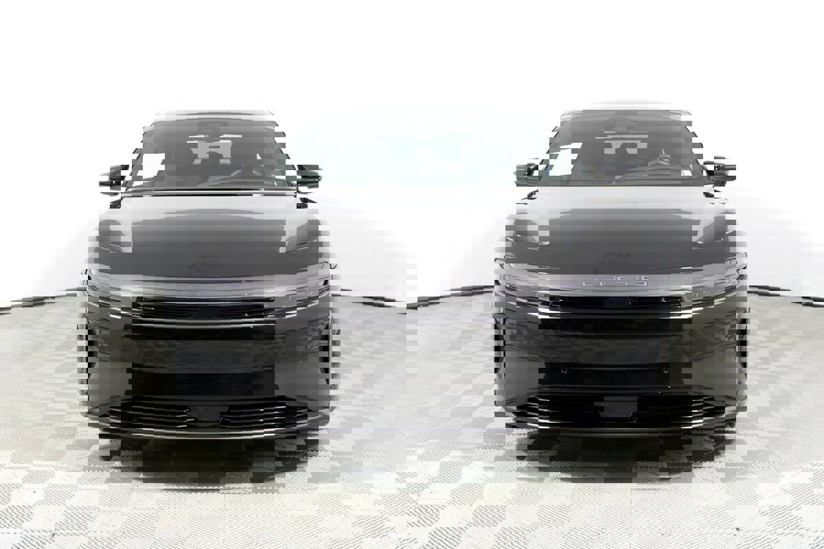 Used 2024 Lucid Air Pure image 2