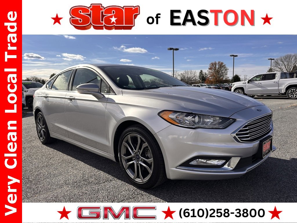 Used 2017 Ford Fusion SE w/ Equipment Group 201A image 1
