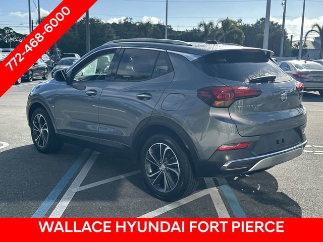Used 2022 Buick Encore GX Essence image 11