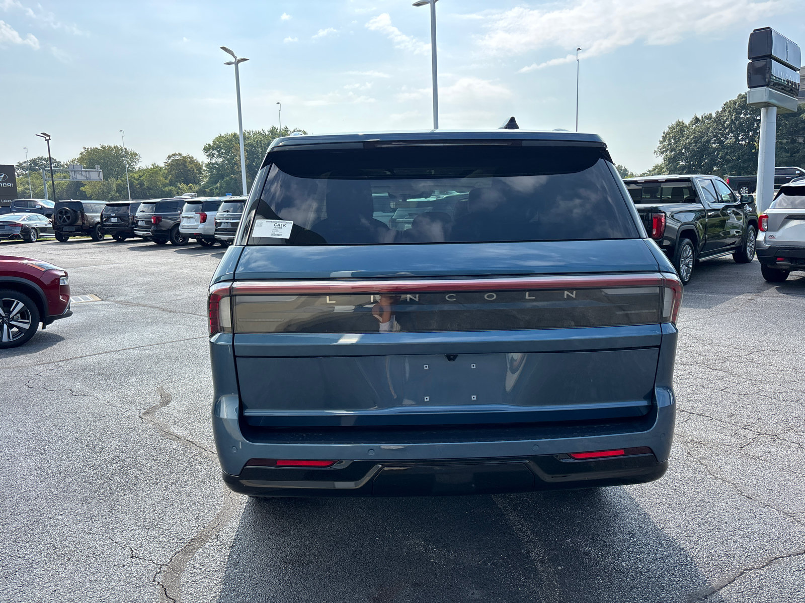 New 2027 Lincoln Navigator Reserve AWD/4WD image 6