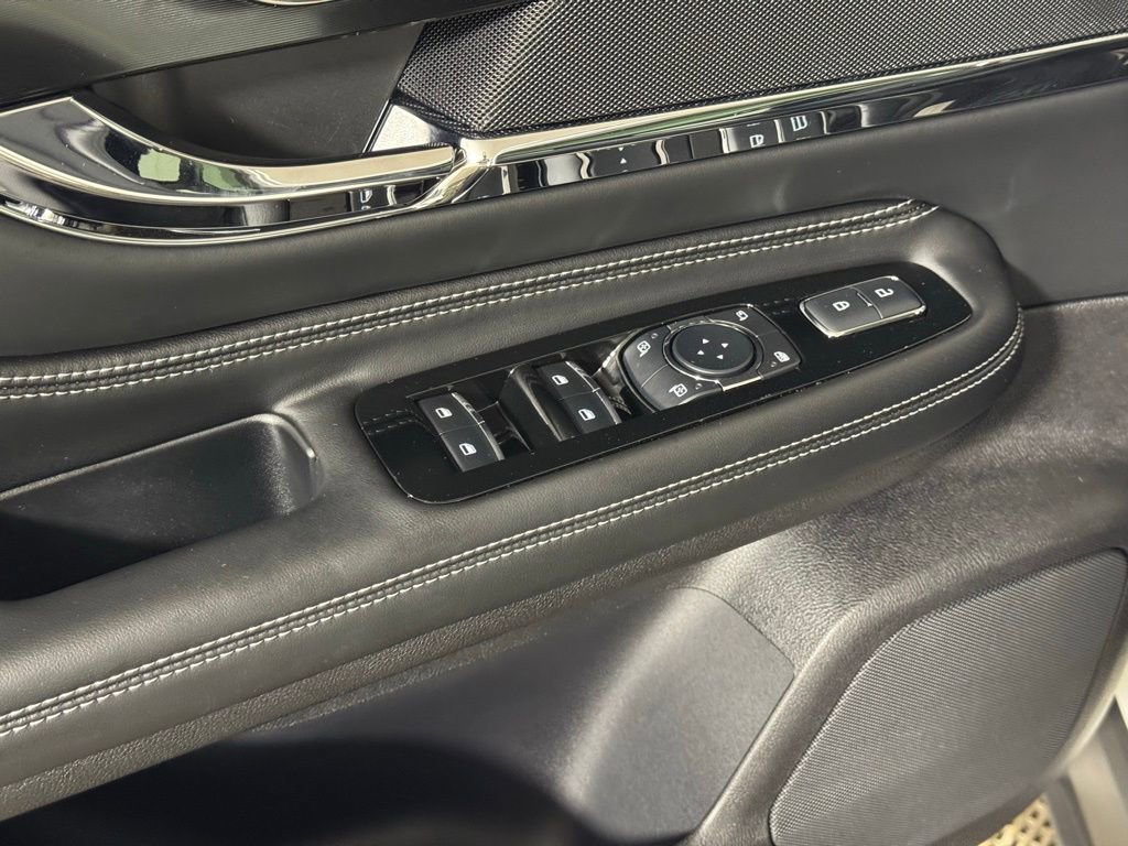 New 2025 Lincoln Corsair Grand Touring w/ Equipment Group 302A image 21