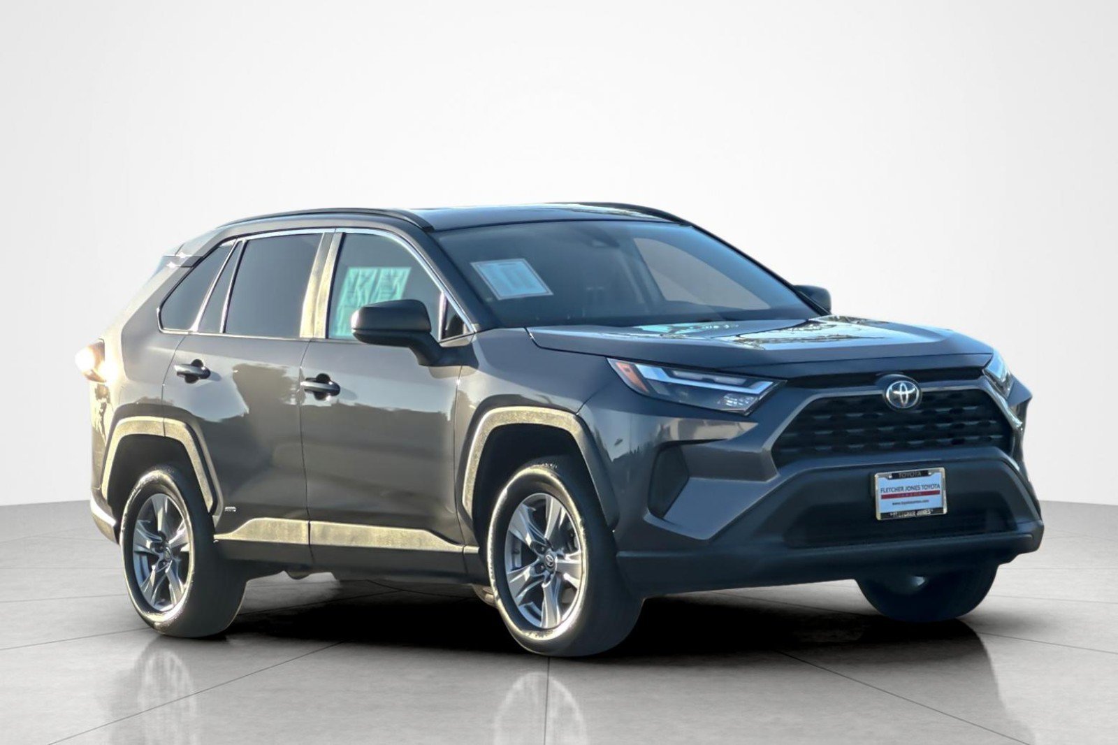 Certified 2024 Toyota RAV4 LE AWD/4WD image 7