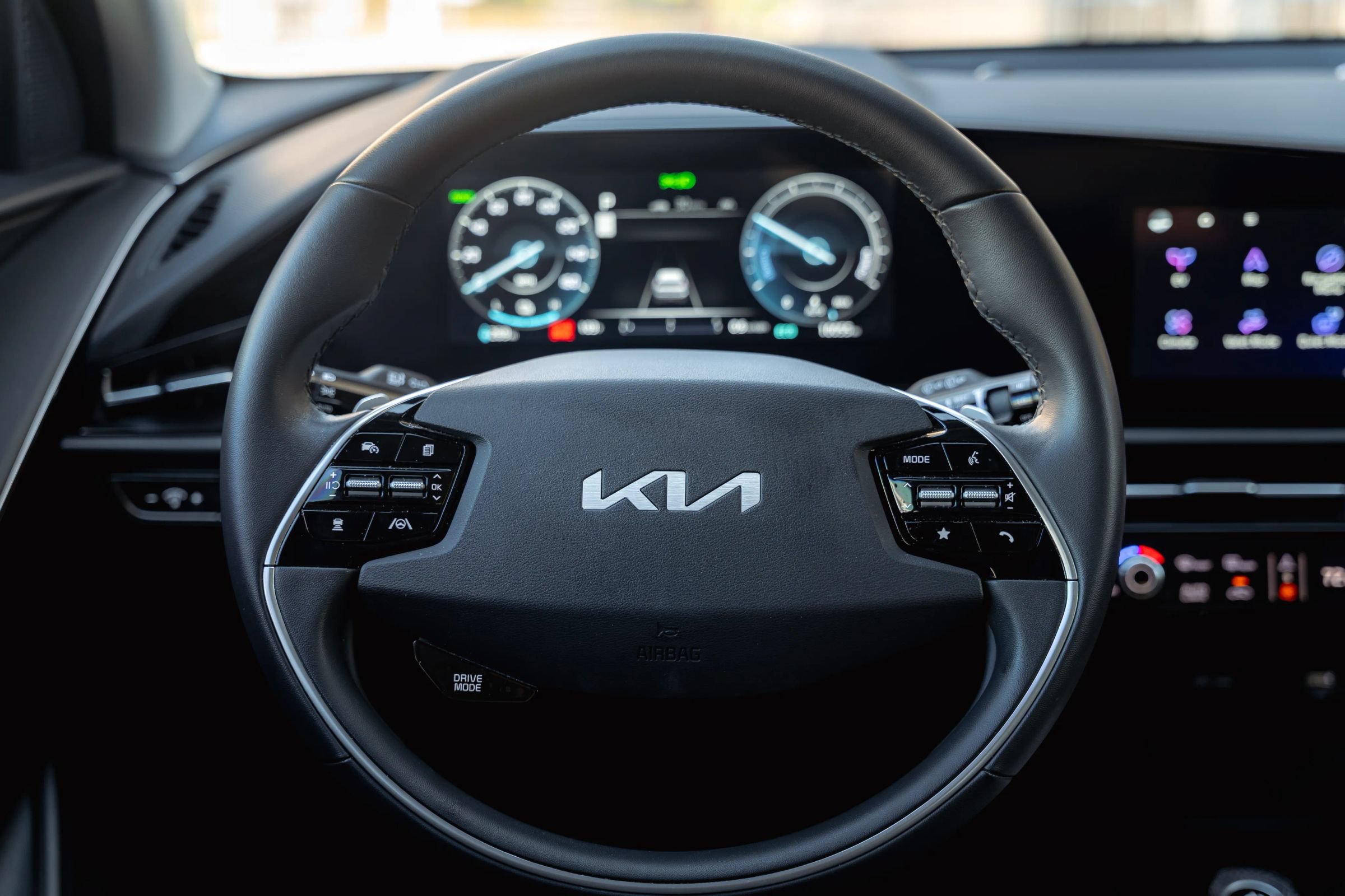 Used 2023 Kia Niro Wind FWD image 27