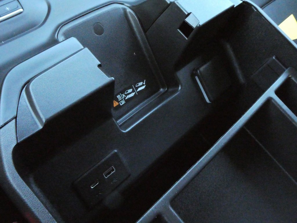 Used 2023 GMC Sierra 1500 Denali w/ Denali Reserve Package image 25