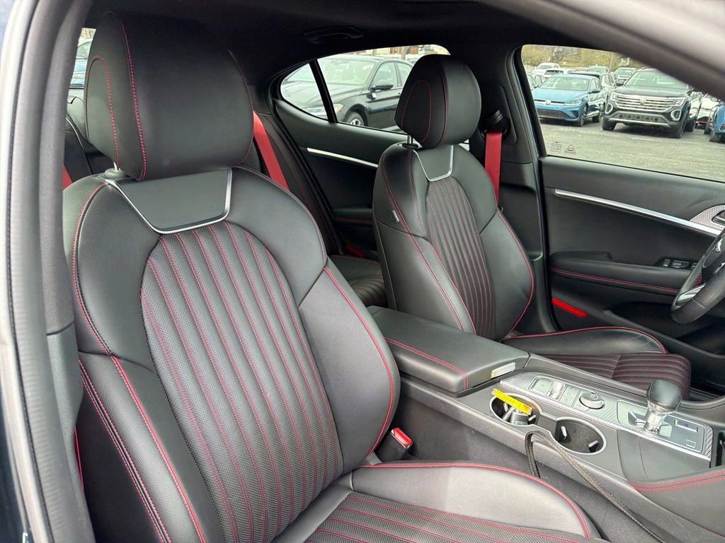 Used 2023 Genesis G70 2.0T w/ Sport Prestige Package image 37