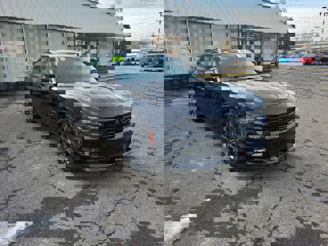 Used 2018 Dodge Charger GT image 5