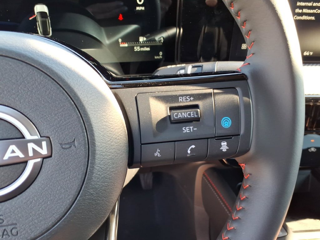 New 2026 Nissan Kicks SR w/ Cold Weather Package AWD/4WD image 19