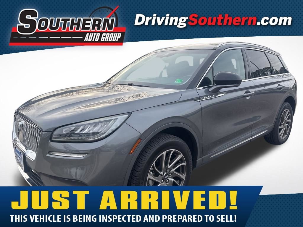 Used 2021 Lincoln Corsair AWD w/ Rear Removable Package Tray image 1