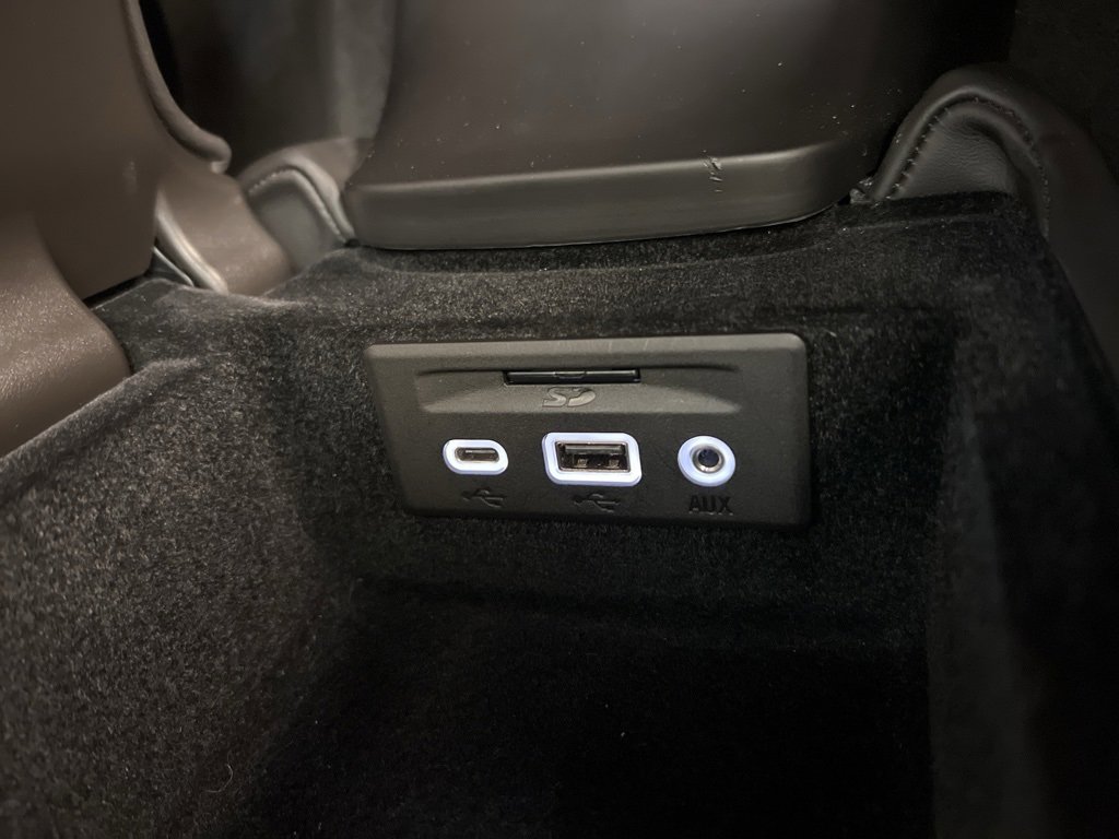 Used 2020 Chevrolet Corvette Stingray w/ 3LT Preferred Equipment Group image 31