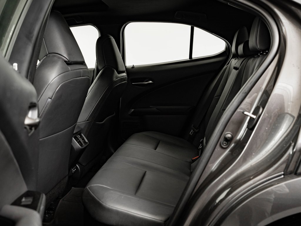 Used 2022 Lexus UX 250h w/ Premium Package image 41