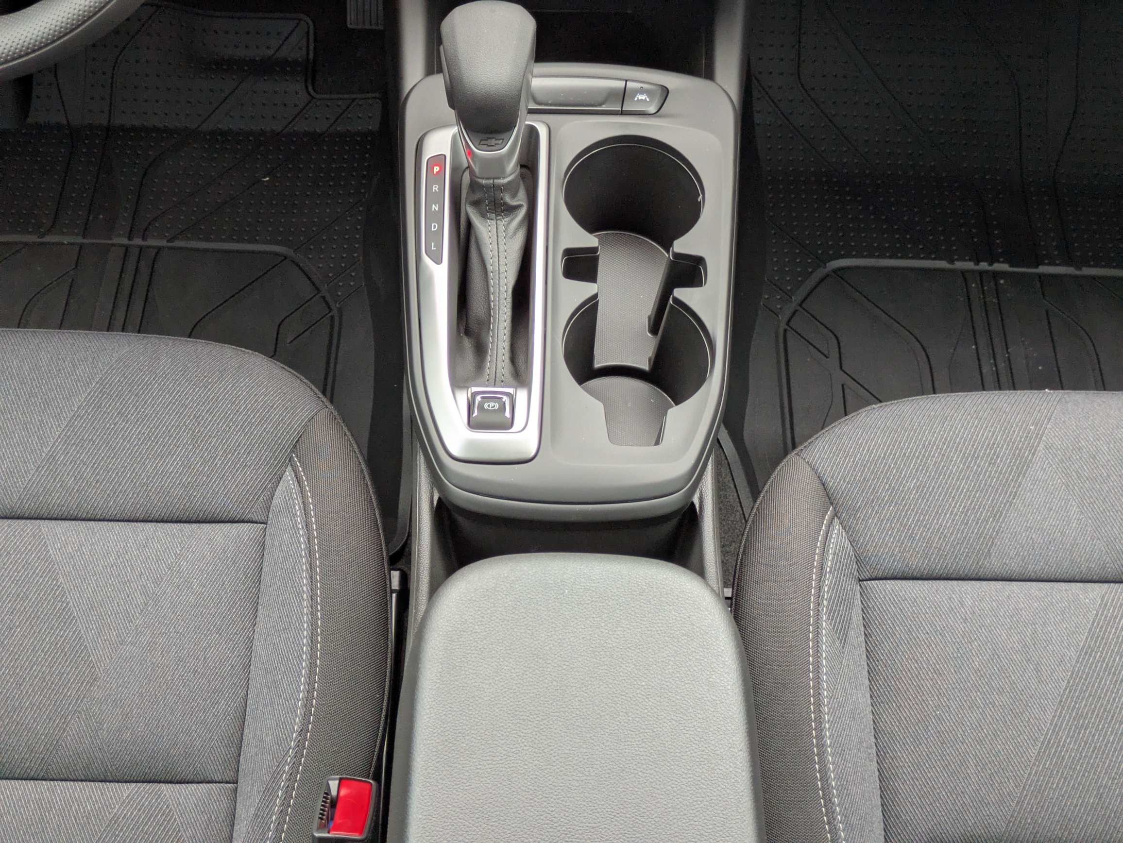 New 2026 Chevrolet Trax LS w/ LS Convenience Package FWD image 6