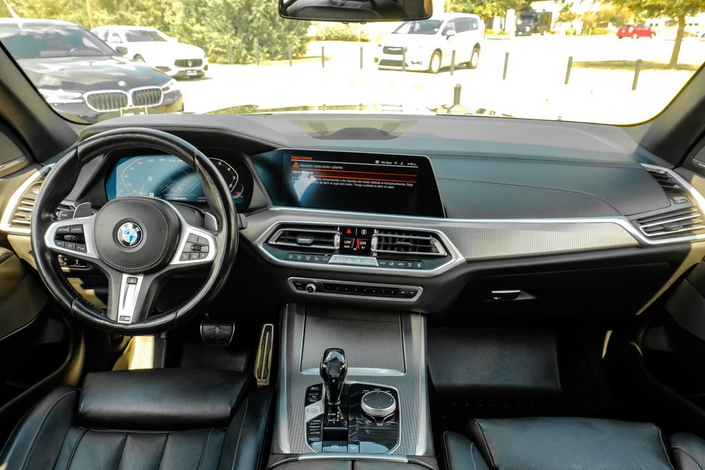 Used 2021 BMW X5 M50i w/ Premium Package AWD/4WD image 18