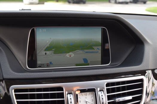 Used 2014 Mercedes-Benz E 250 BlueTEC Sedan image 59