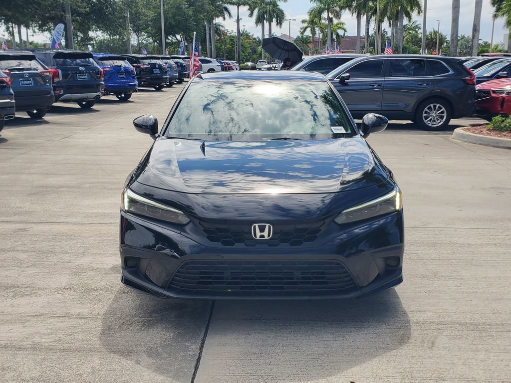 Used 2023 Honda Civic Sport image 2