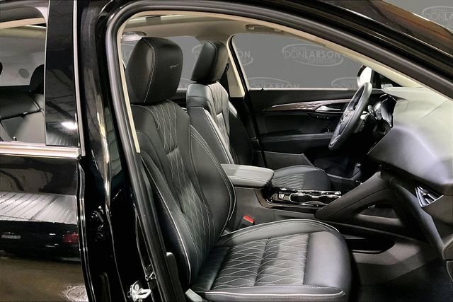 Used 2023 Buick Envision Avenir AWD/4WD image 15