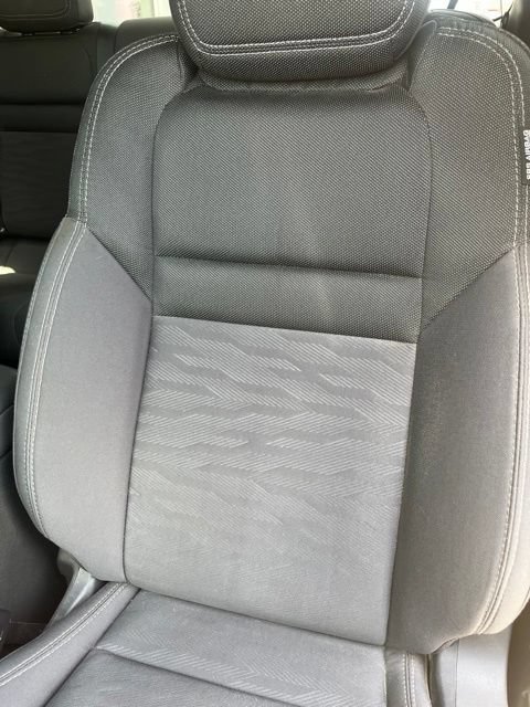 Used 2023 Nissan Frontier SV w/ Midnight Edition Package RWD image 9