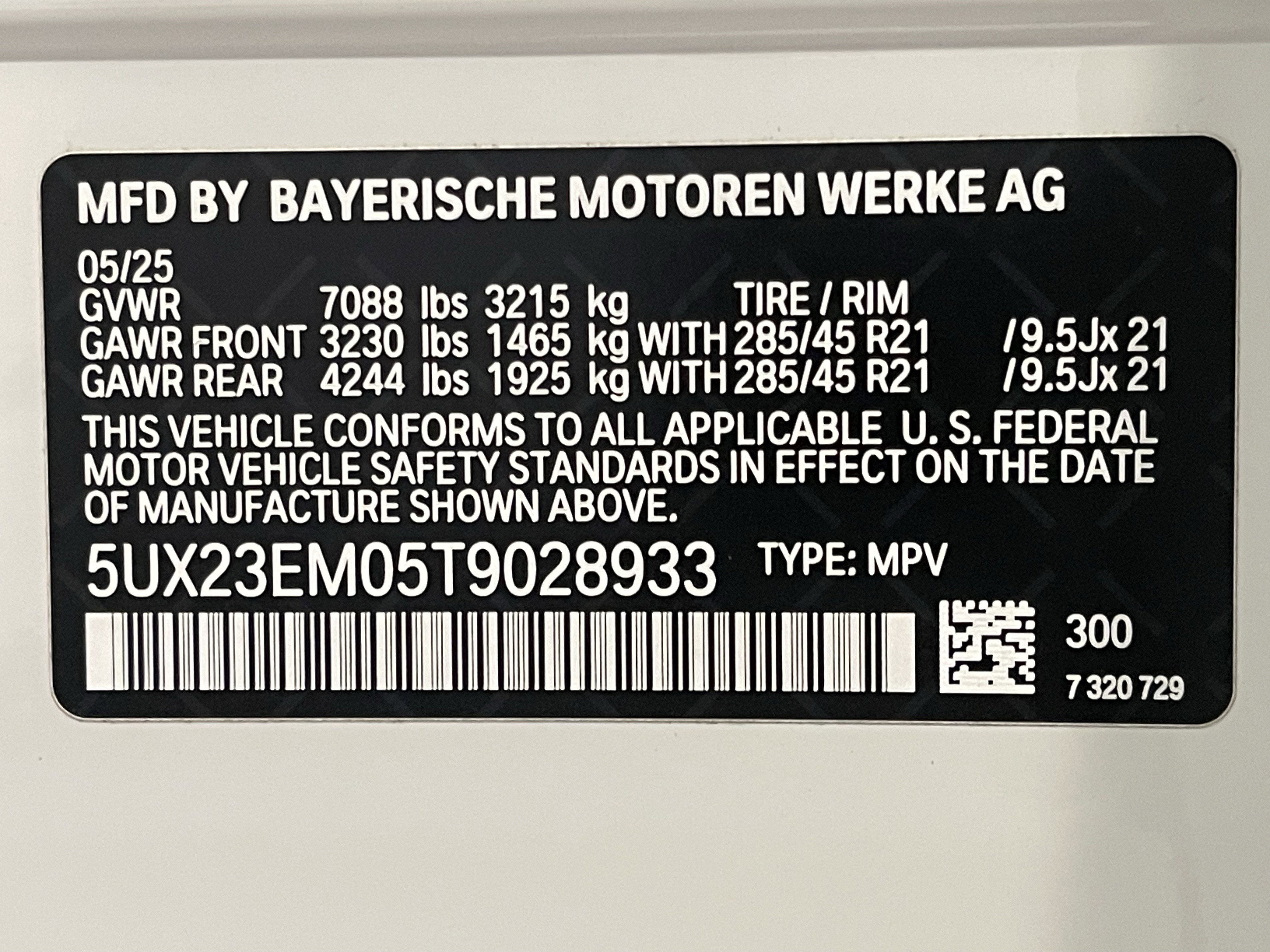 Used 2026 BMW X7 xDrive40i w/ Premium Package AWD/4WD image 25