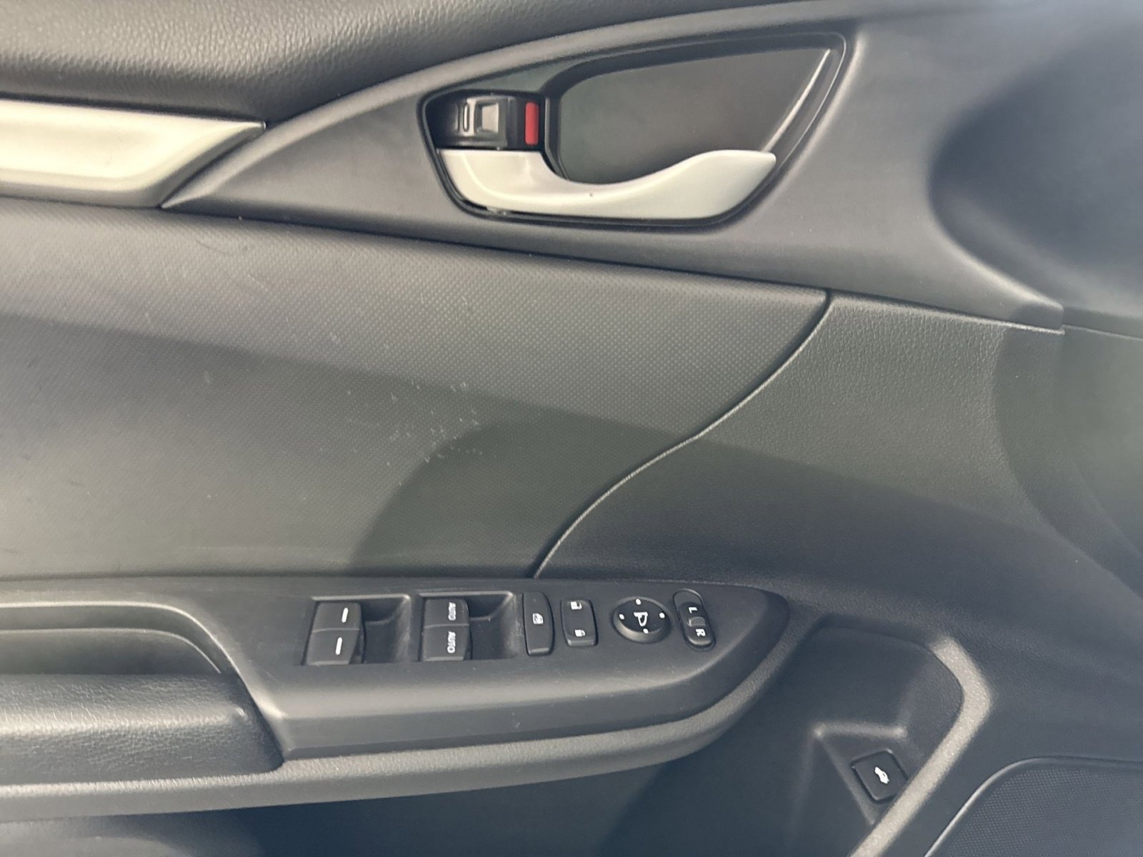 Used 2020 Honda Civic Sport image 15